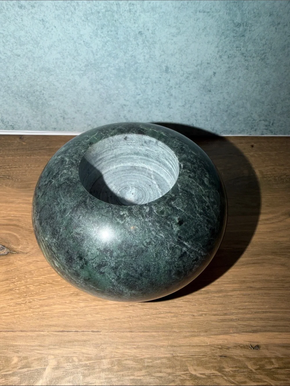 Round Marble Candle Holder in Deep Green